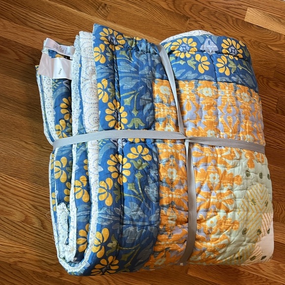 Anthropologie Talula Cotton Handcrafted Quilt with Euro Sham Size Queen NWT - Picture 16 of 17